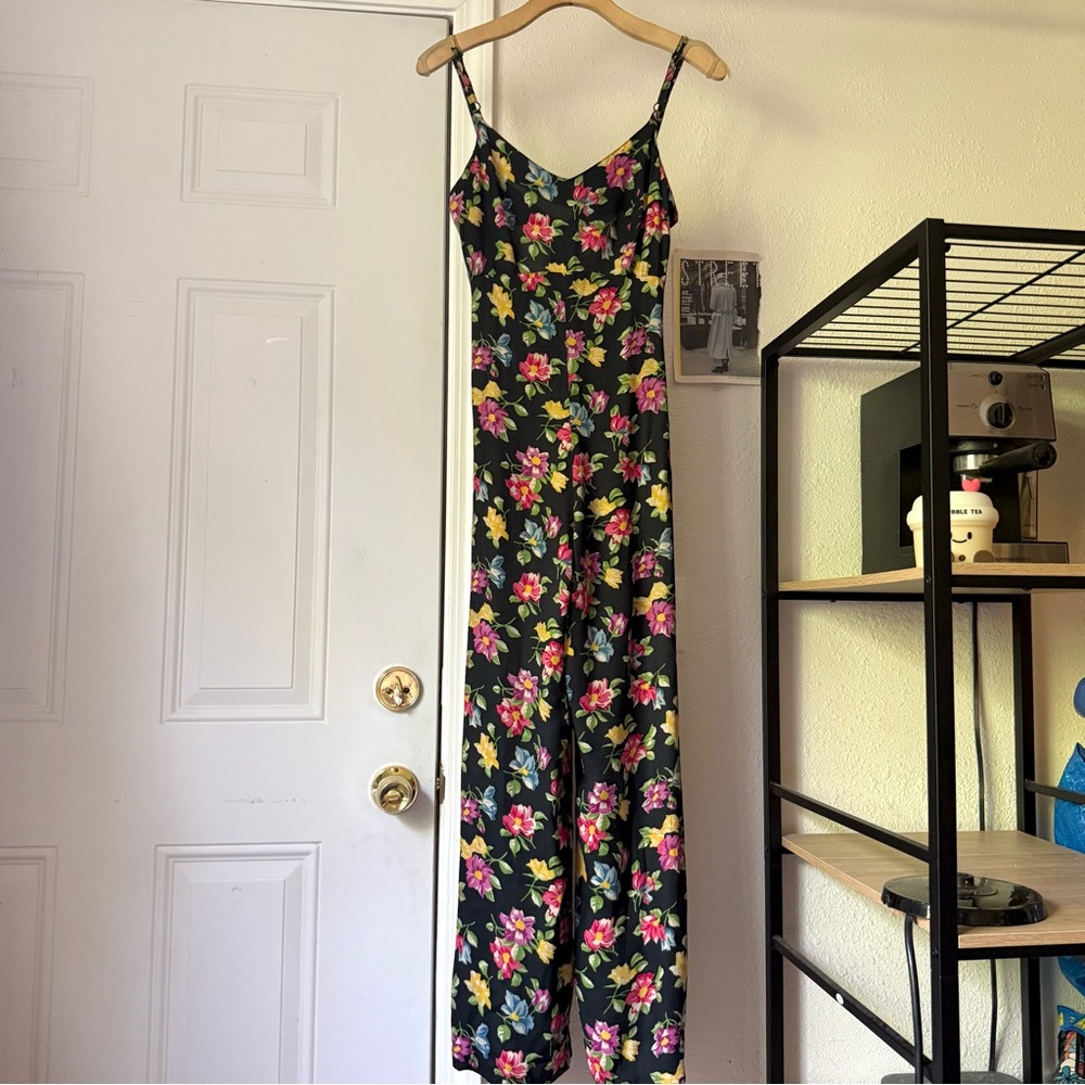 BETSEY JOHNSON vintage black floral‎ rayon tie back cropped sleeveless jumpsuit